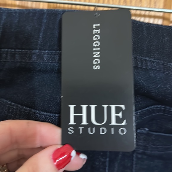 Hue Studio Women's Distressed Stretchy Denim Leggings - Midnight Rinse -… - Picture 10 of 14